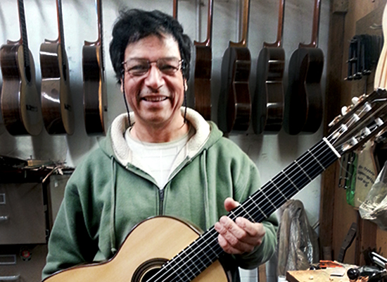 World-Renowned Guitar Maker Sets Up Humble Shop in Los Angeles
